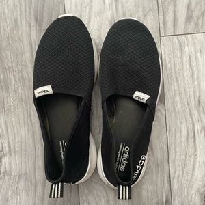 Size 8 adidas sneakers